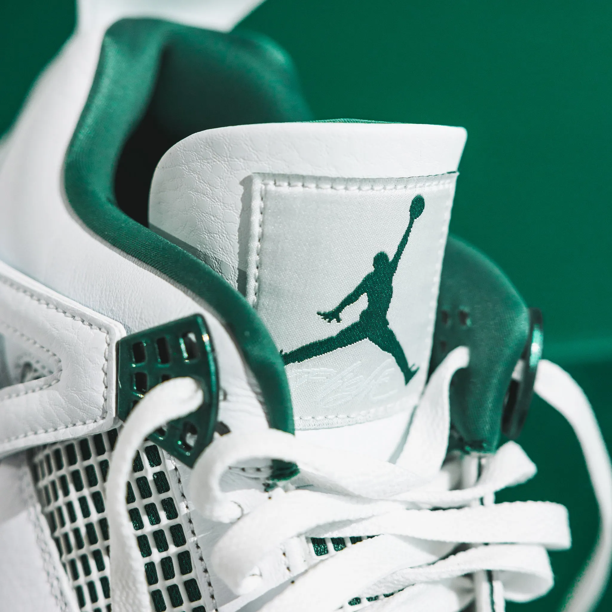 Air Jordan 4 Retro Oxidized Green