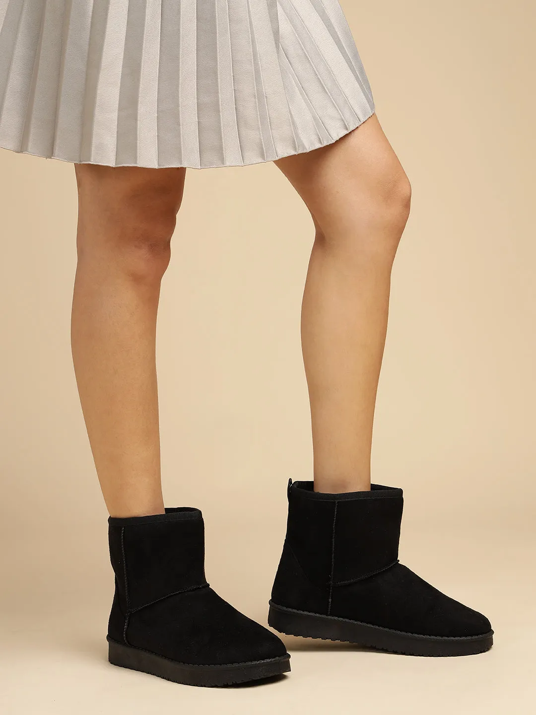 Black Suede Winter Stylish Medium Ankle Boots (TC-RS3683M-BLK)