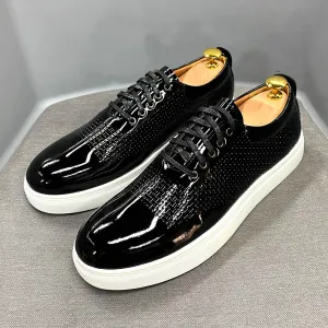 Black Venom Leather Lace-Up Sneaker