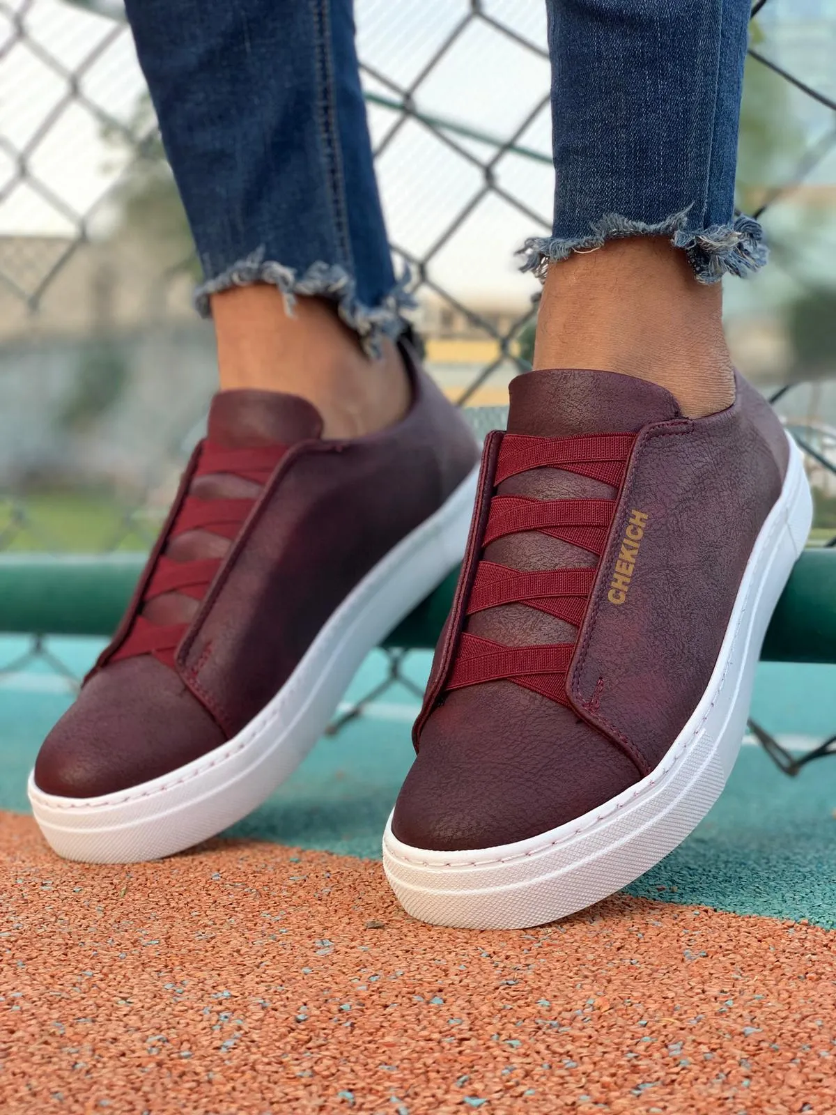 Bordeaux Sneaker CH013