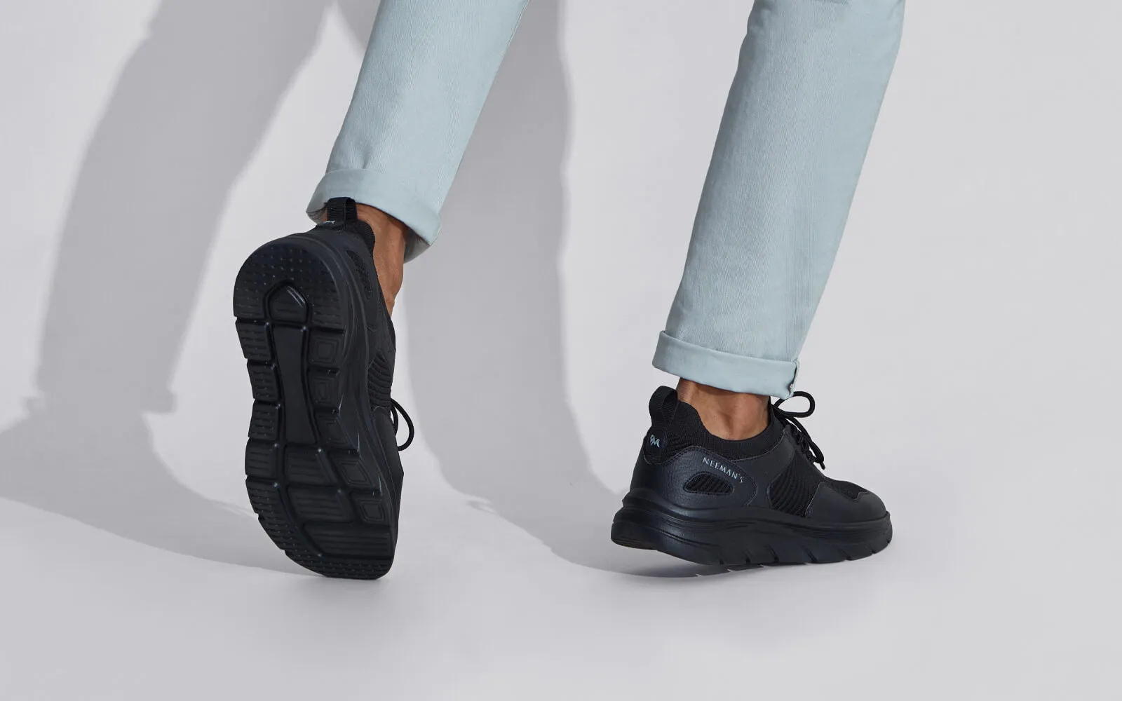 High Wave Sneakers : Black