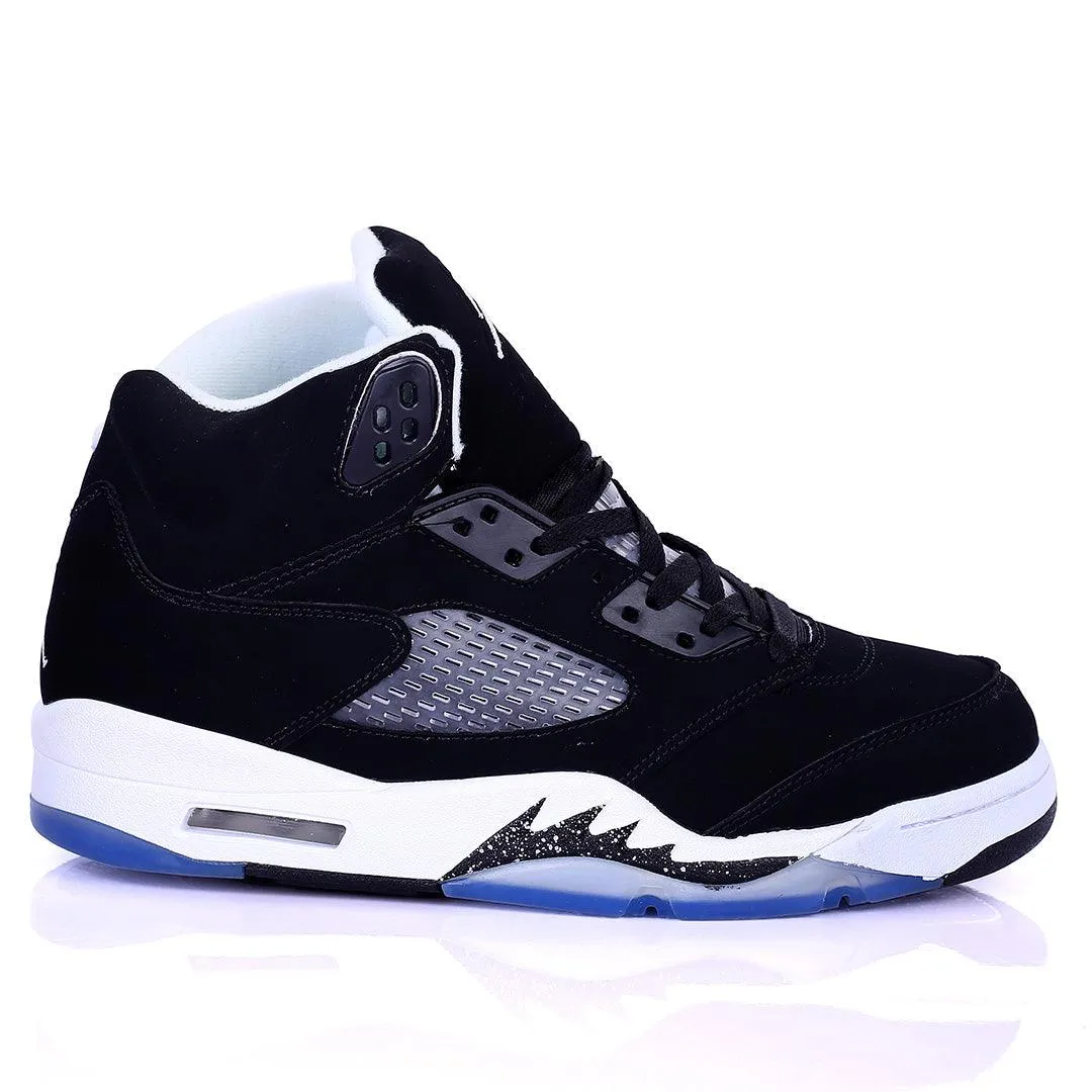 Jord  Black Designed Classic Retro Basketball sneakers With White Sole