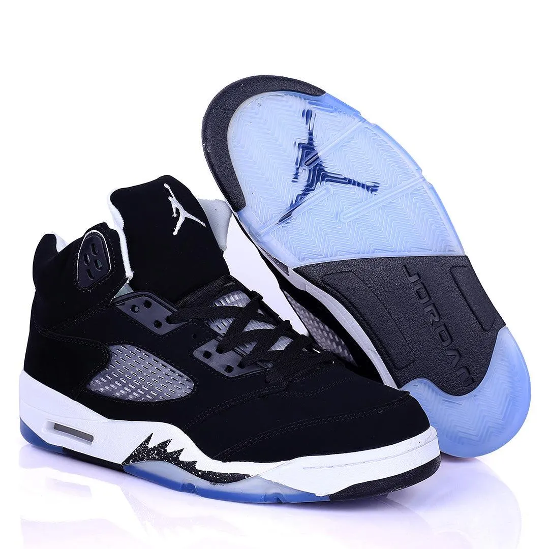 Jord  Black Designed Classic Retro Basketball sneakers With White Sole