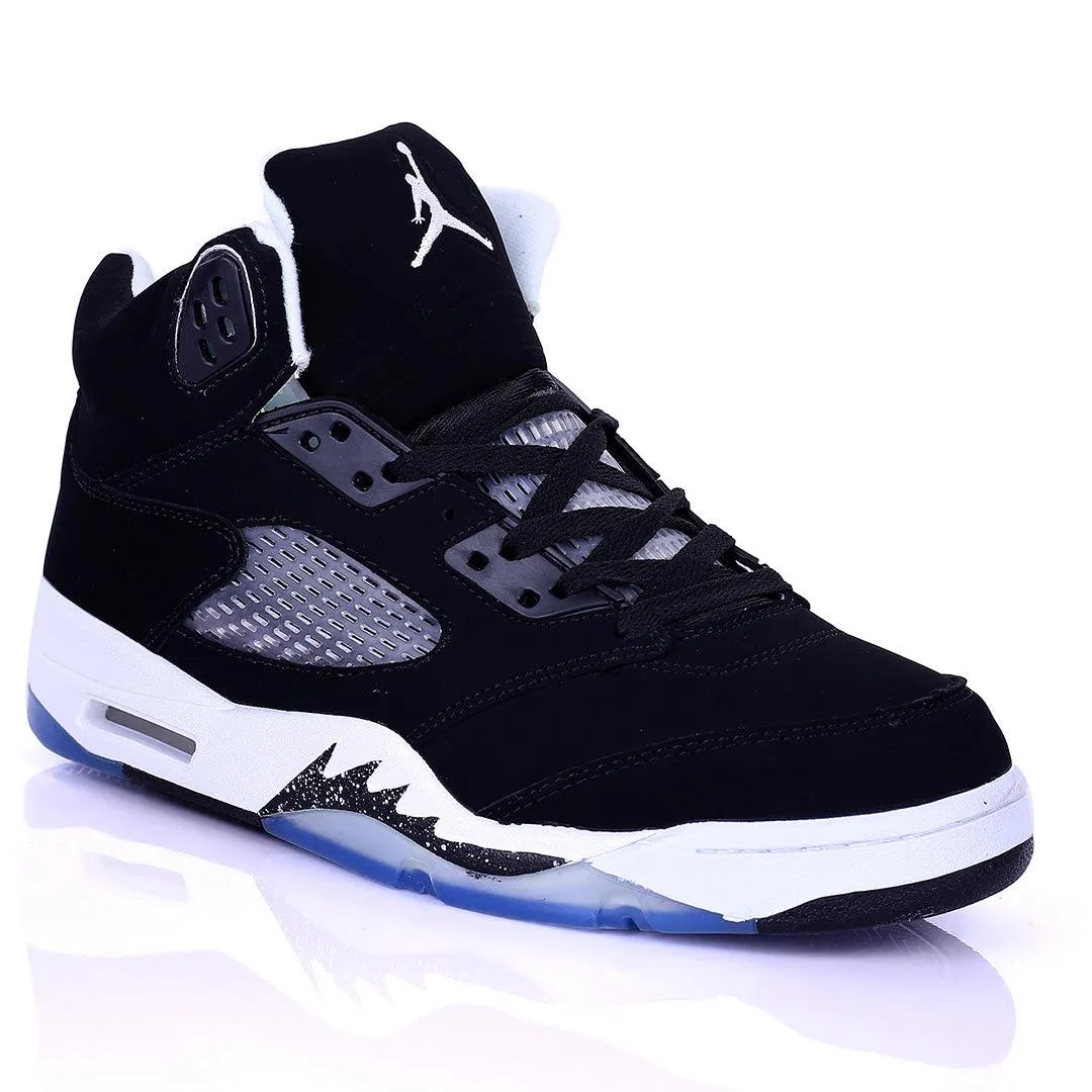 Jord  Black Designed Classic Retro Basketball sneakers With White Sole