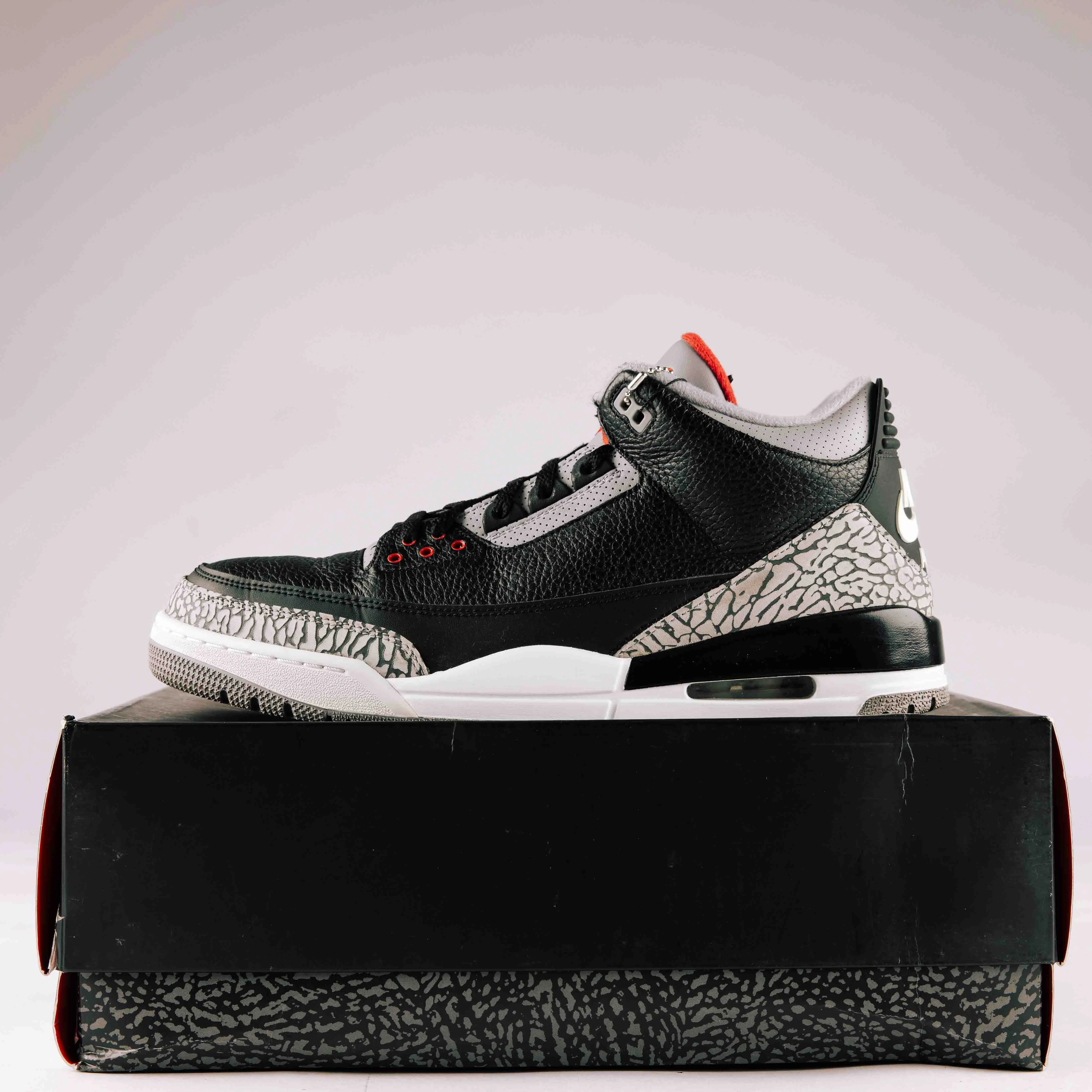 Jordan 3 Retro Black Cement (2018) - Used - 2003