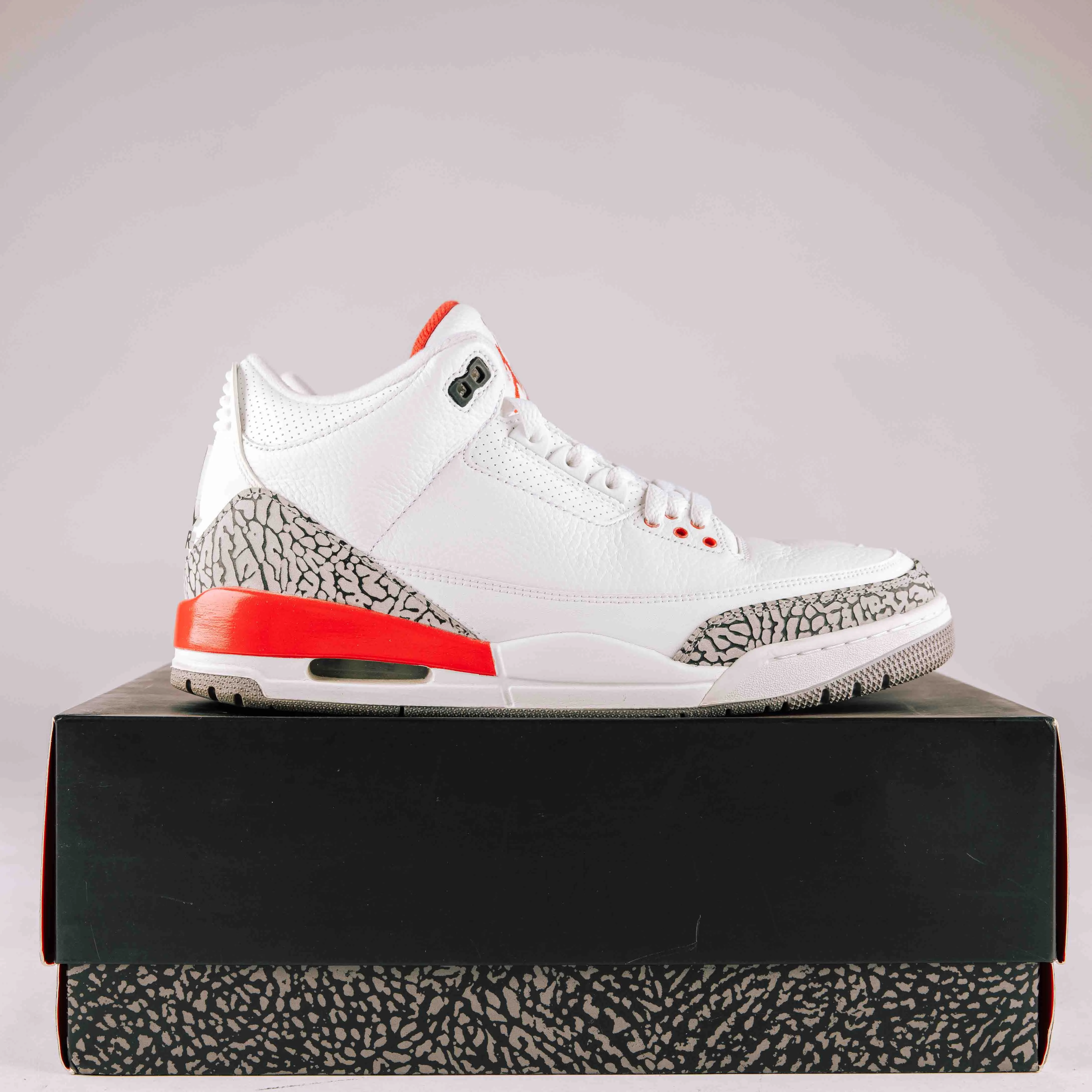 Jordan 3 Retro Hall of Fame - Used - 0068