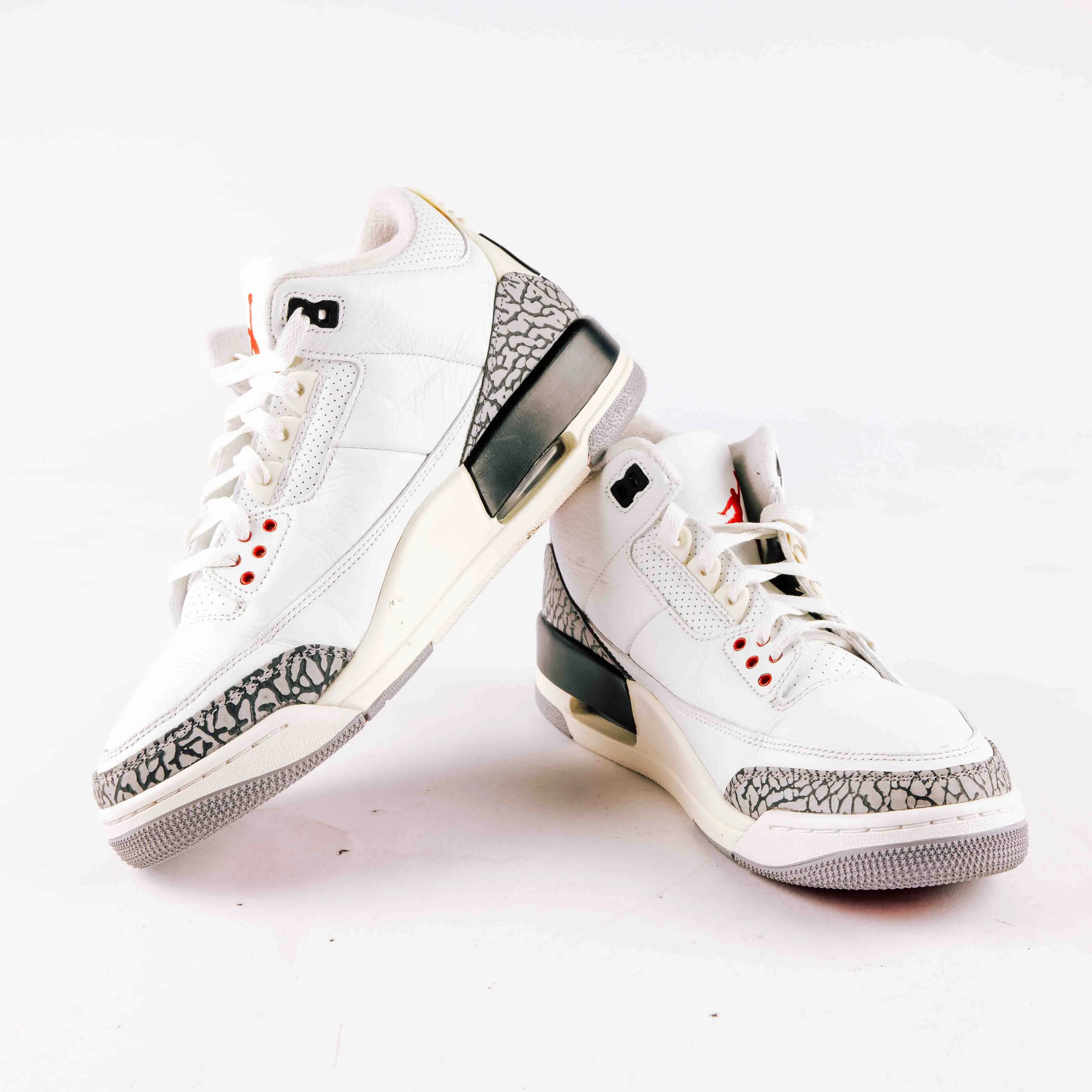 Jordan 3 Retro White Cement Reimagined - Used - 0769