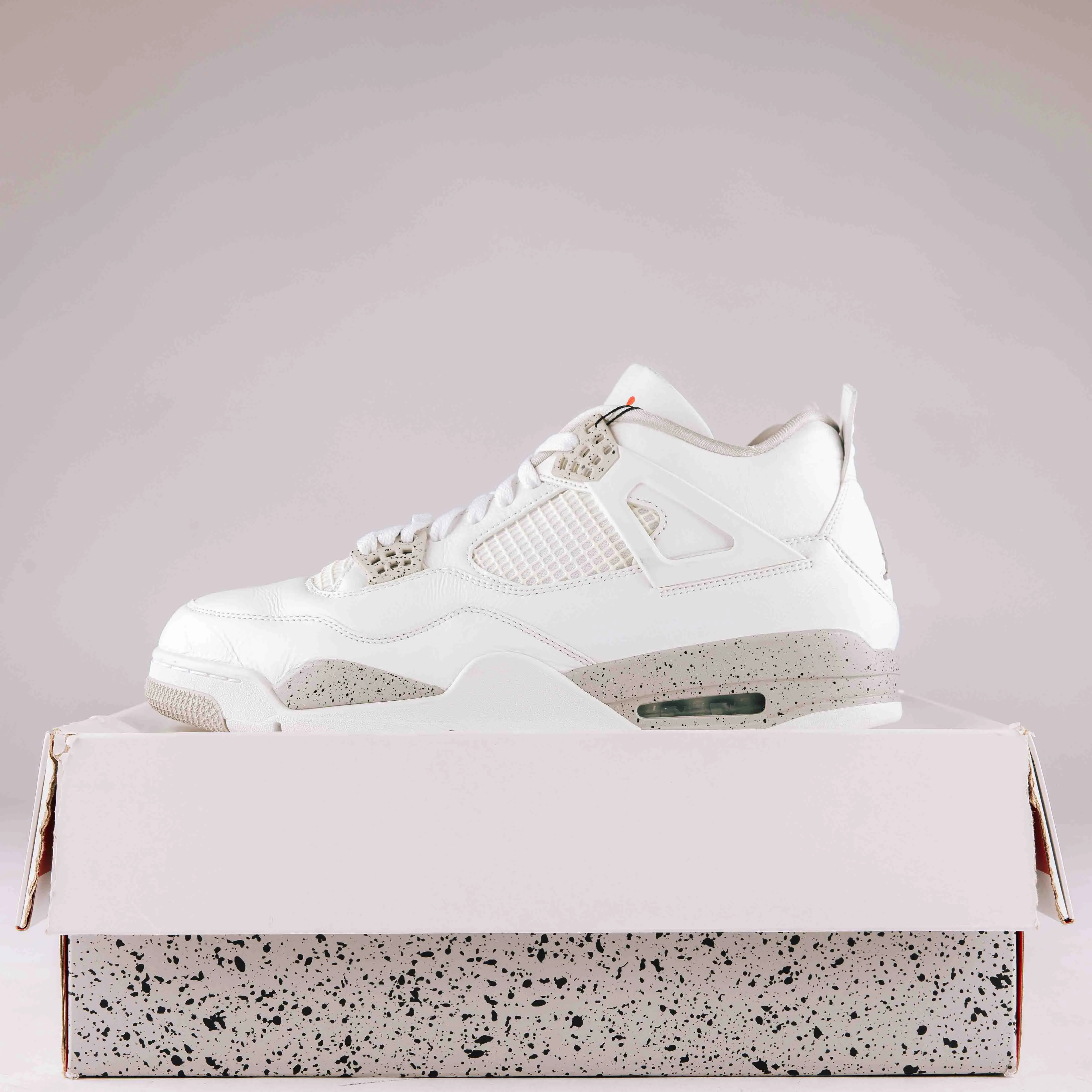 Jordan 4 Retro White Oreo (2021) - Used - 0061