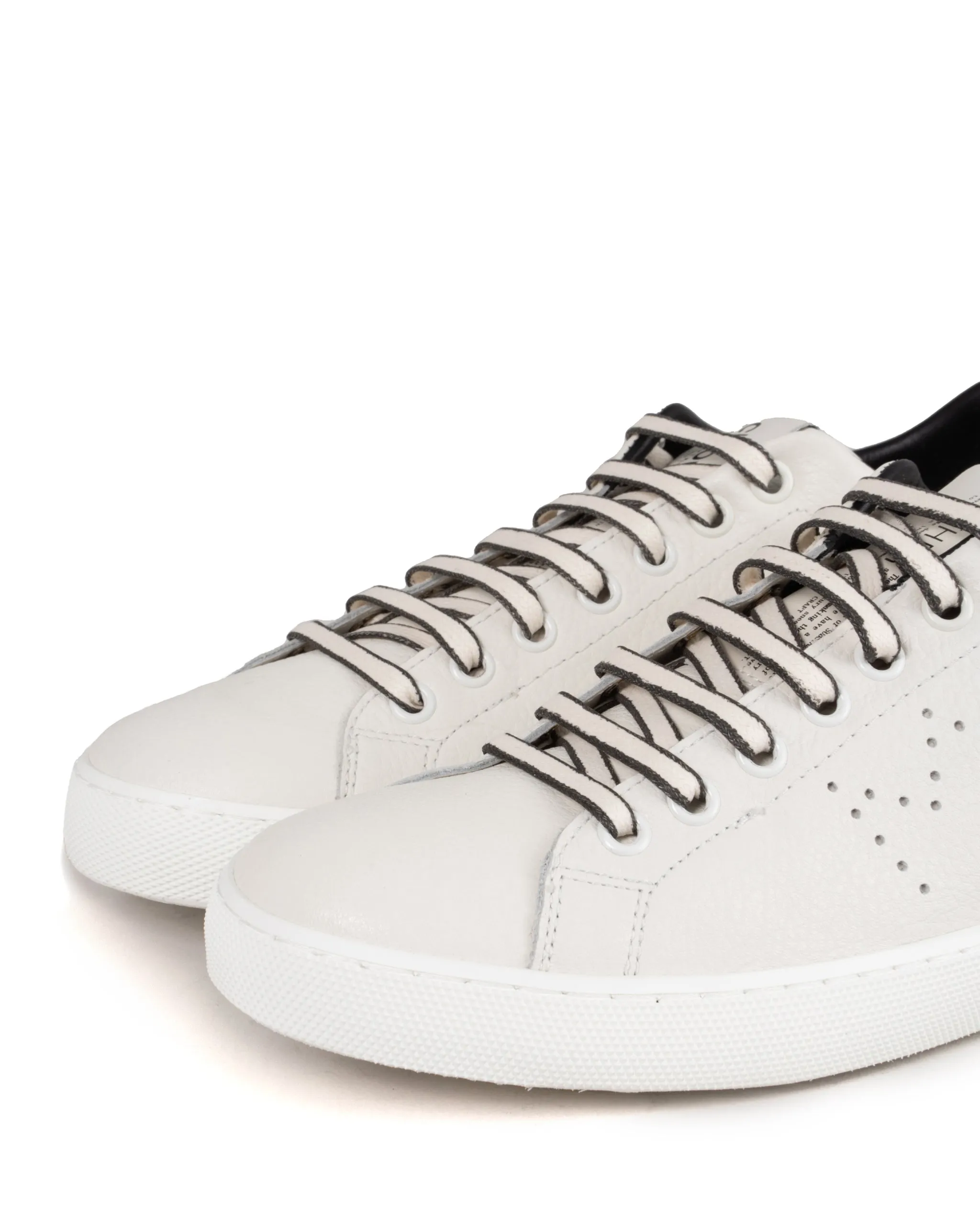 LEATHER CROWN | NAPPA LOW TOP SNEAKER