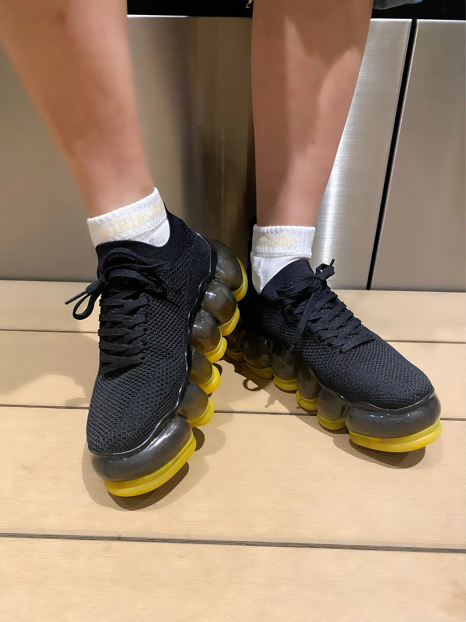 New "Jewelry" Shoes / Yellow Black