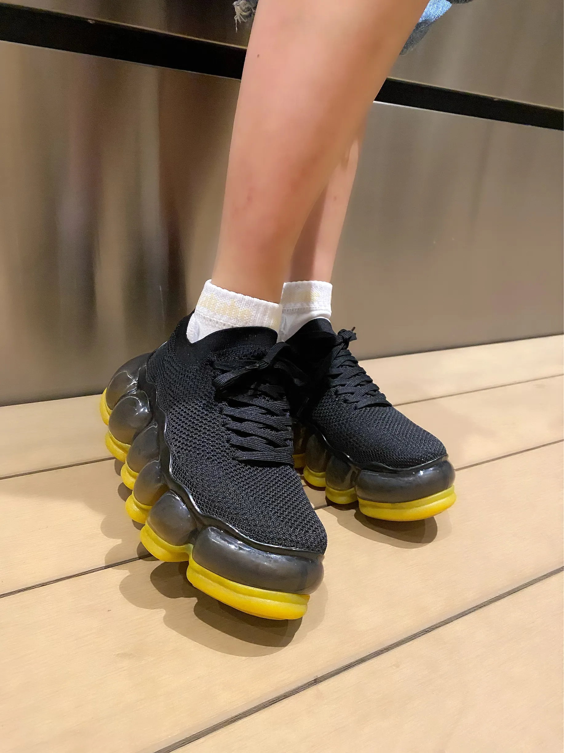 New "Jewelry" Shoes / Yellow Black