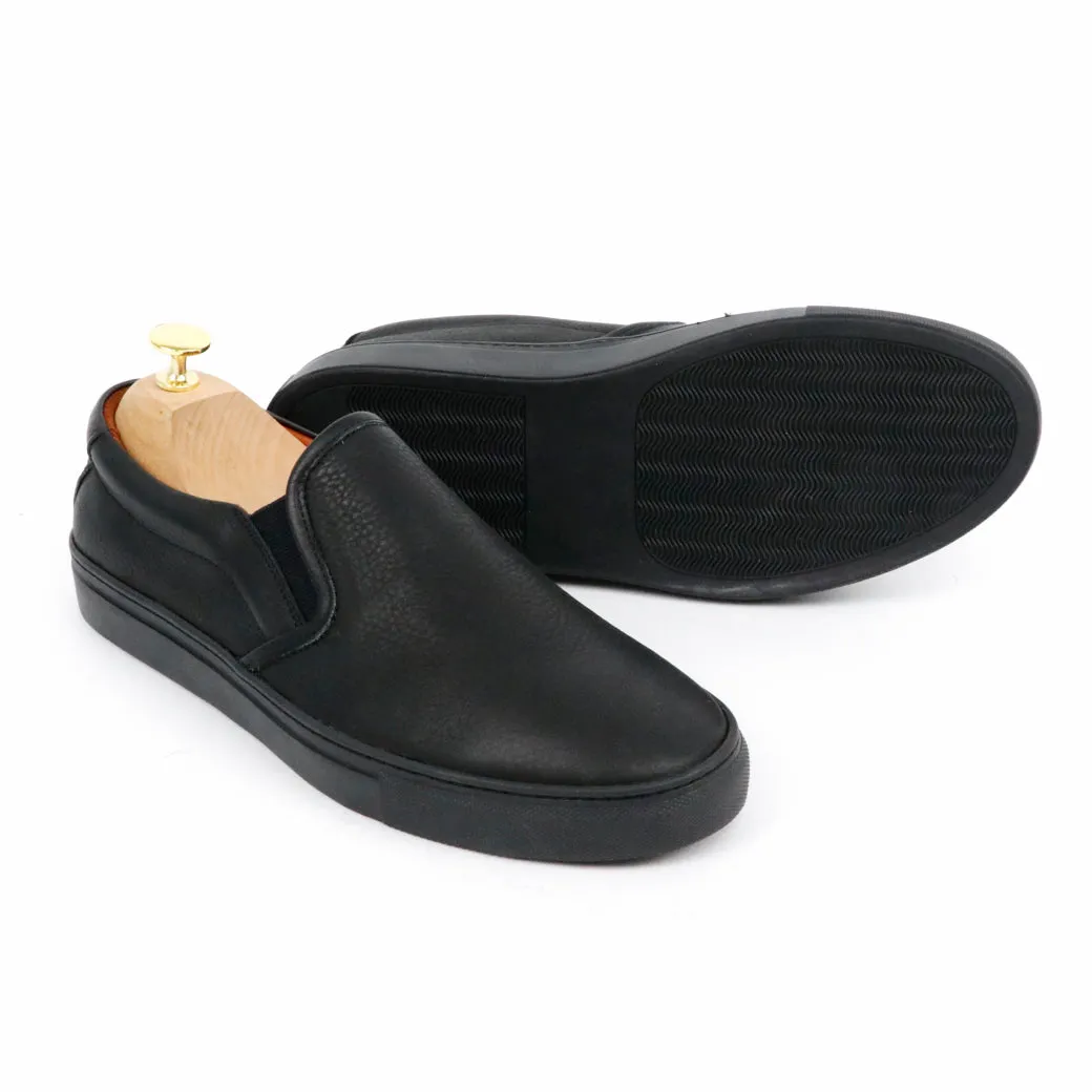 "The Common" Slip-On Sneaker Chamois Black