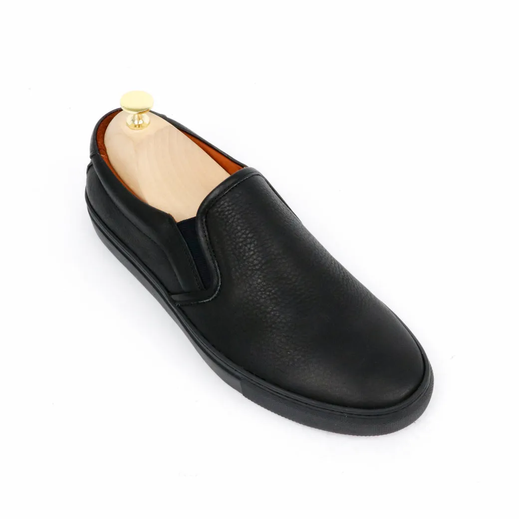 "The Common" Slip-On Sneaker Chamois Black