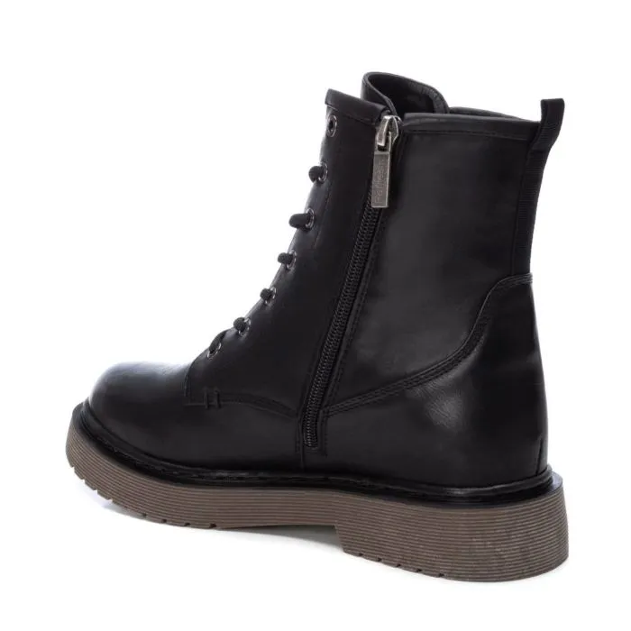 Refresh Black Ankle Boots