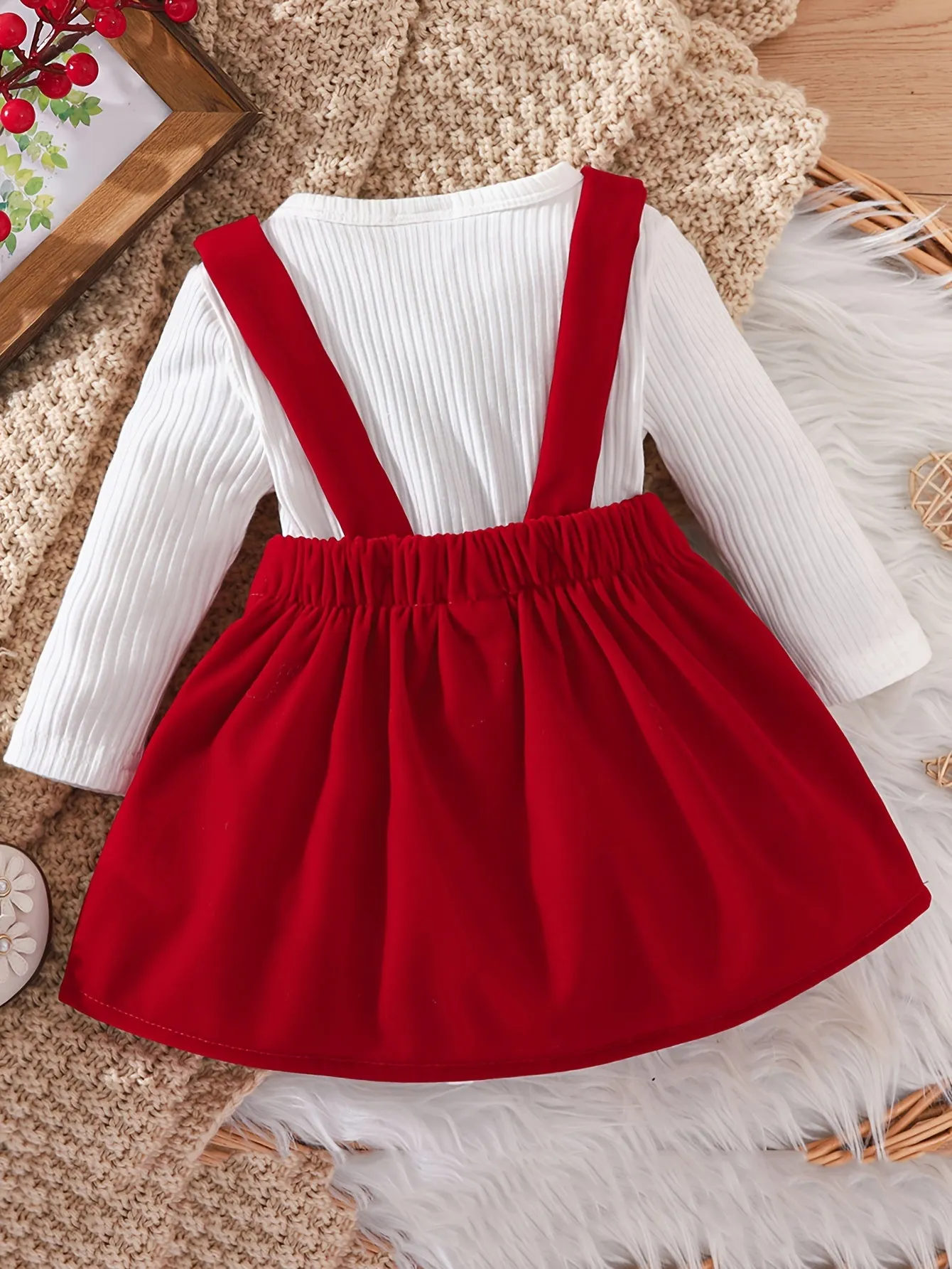 Toddler Baby Girl Spring And Autumn Long-sleeved Triangle Romper Top Bowknot Suspender Skirt Outdoor Set Chrismas 2pcs Outfit